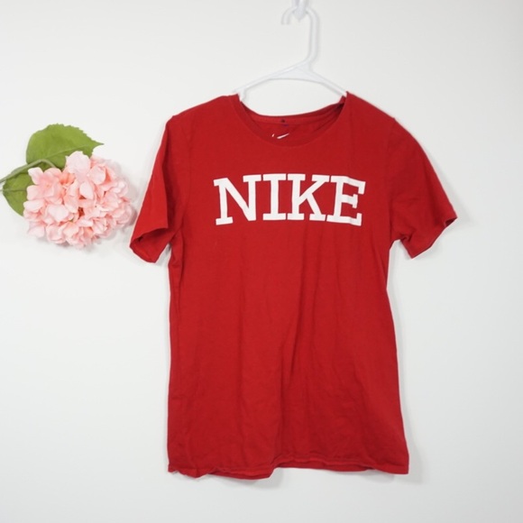 Nike Tops - Nike T Shirt